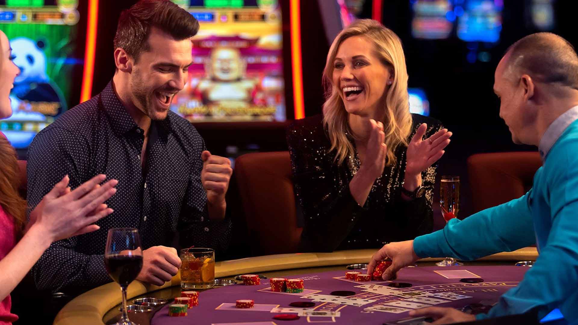 Pola Tahan Spin yang Dipakai Untuk Cari Momen Scatter